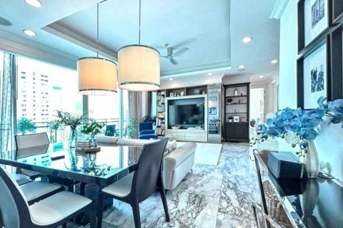 Condominio de 3 dormitorios en Bangkok, Tailandia № 124502 - foto 3