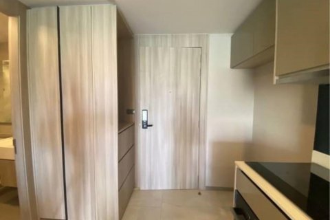 Condo à Watthana, Bangkok, Thaïlande, 2 chambres № 123640 - photo 16
