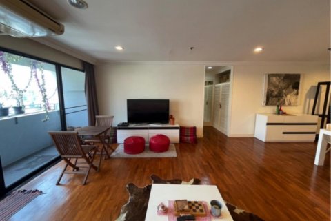 Condo in Khlong Toei, Bangkok, Thailand, 3 bedrooms № 123639 - photo 6