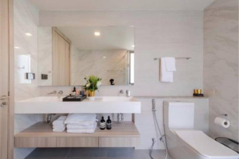 Condominio de 2 dormitorios en Watthana, Bangkok, Tailandia № 123636 - foto 19