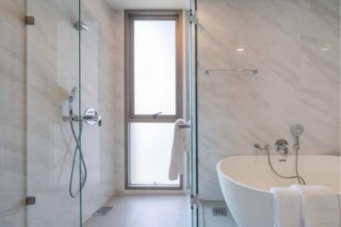 Condominio de 2 dormitorios en Watthana, Bangkok, Tailandia № 123636 - foto 22