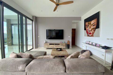 Casa de 4 dormitorios en Ko Samui, Tailandia № 124799 - foto 11