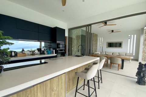 Casa de 4 dormitorios en Ko Samui, Tailandia № 124799 - foto 9