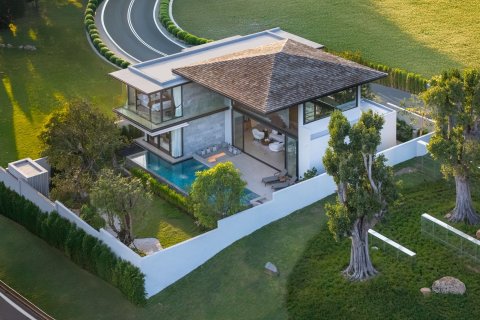 Chalet de 3 dormitorios en Bang Tao, Tailandia № 70781 - foto 2
