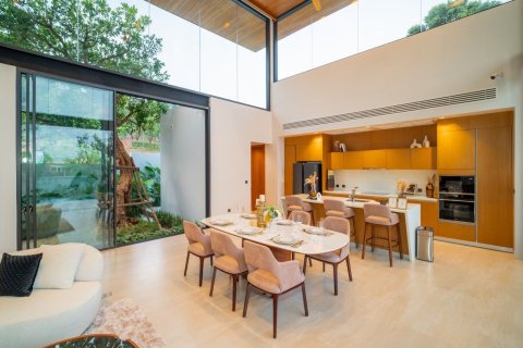 Chalet de 3 dormitorios en Bang Tao, Tailandia № 70781 - foto 12