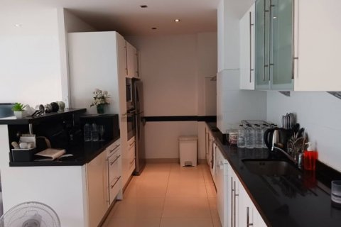 Condominio de 2 dormitorios en Chon Buri, Tailandia № 115791 - foto 24