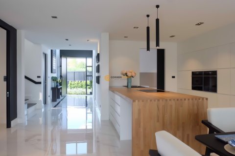 Estudio en Chonburi, Tailandia № 115797 - foto 5