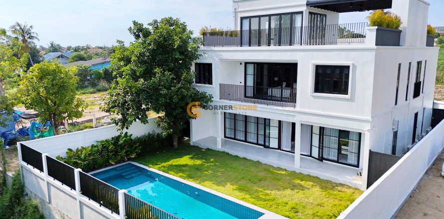 Estudio en Chonburi, Tailandia № 115797