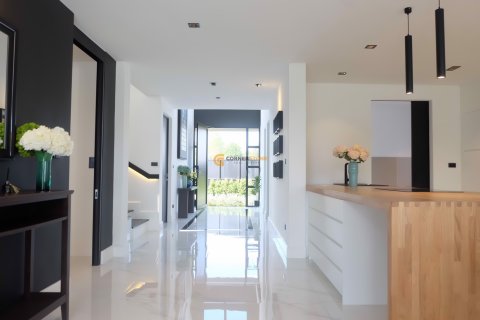 Estudio en Chonburi, Tailandia № 115797 - foto 10