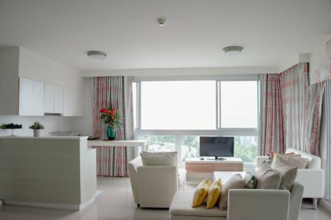 Condo in Hua Hin, Thailand, 4 bedrooms  № 132916 - photo 4