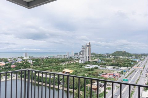 Condo in Hua Hin, Thailand, 4 bedrooms  № 132916 - photo 3
