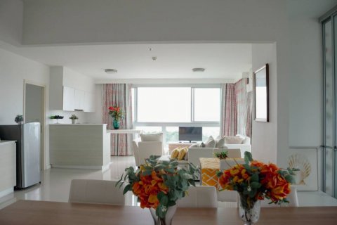 Condo in Hua Hin, Thailand, 4 bedrooms  № 132916 - photo 6