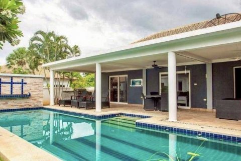 Chalet de 4 dormitorios en Hua Hin, Tailandia № 132918