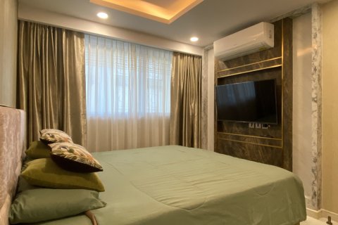Apartamento de 384 dormitorios en Pattaya, Tailandia № 123291 - foto 10