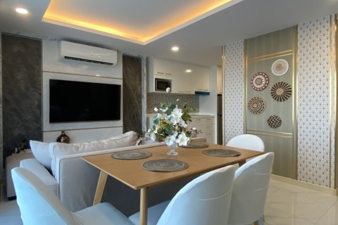 Apartamento de 384 dormitorios en Pattaya, Tailandia № 123291 - foto 3