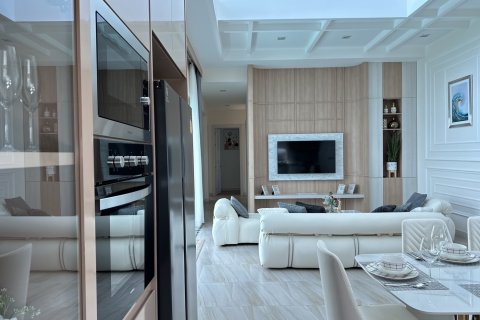 Chalet de 4 dormitorios en Pattaya, Tailandia № 123295 - foto 6