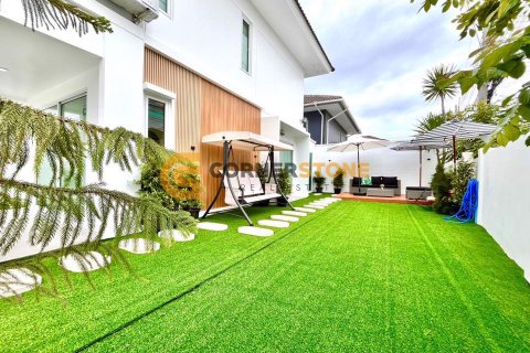 Estudio en Pattaya, Tailandia № 125675 - foto 22