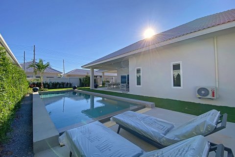 Casa de 3 dormitorios en Hua Hin, Tailandia № 125155 - foto 5