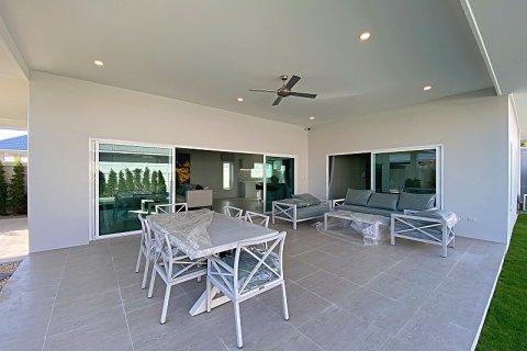 Casa de 3 dormitorios en Hua Hin, Tailandia № 125155 - foto 9