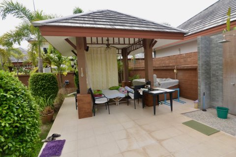 House in Pattaya, Thailand 4 bedrooms № 101287 - photo 4