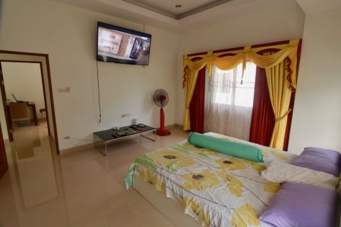 House in Pattaya, Thailand 4 bedrooms № 101287 - photo 20