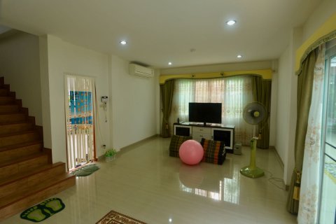 House in Pattaya, Thailand 4 bedrooms № 101287 - photo 13