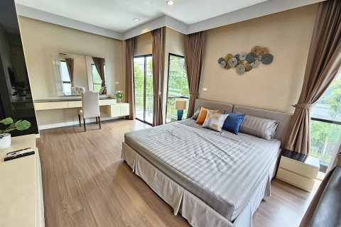 บ้านในประเวศ, กรุงเทพฯ, ประเทศไทย 5 ห้องนอน № 123902 - รูปถ่าย 17
