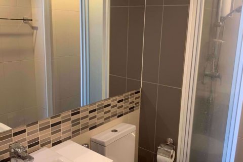 Condo in Phaya Thai, Bangkok, Thailand, 1 bedroom  № 76039 - photo 6