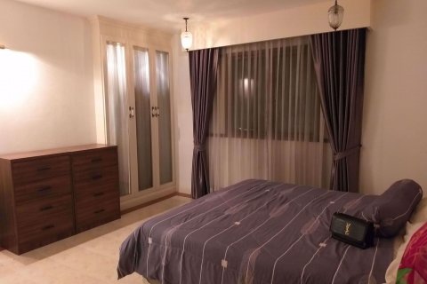 Condominio de 2 dormitorios en Watthana, Bangkok, Tailandia № 76040 - foto 3