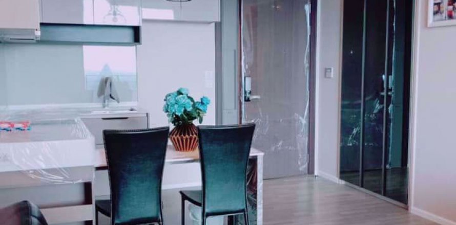 Condominio de 1 dormitorio en Bang Sue, Bangkok, Tailandia № 76044