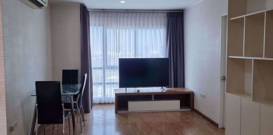 Condominio de 2 dormitorios en Chatuchak, Bangkok, Tailandia № 76042