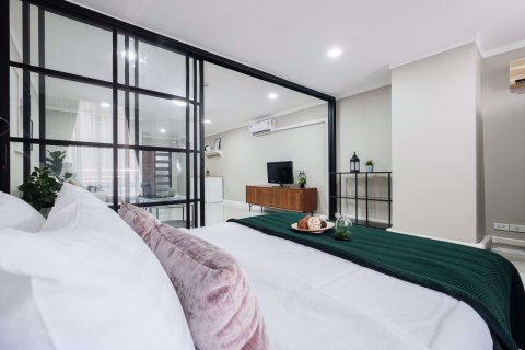 Condominio de 1 dormitorio en Watthana, Bangkok, Tailandia № 76434 - foto 8