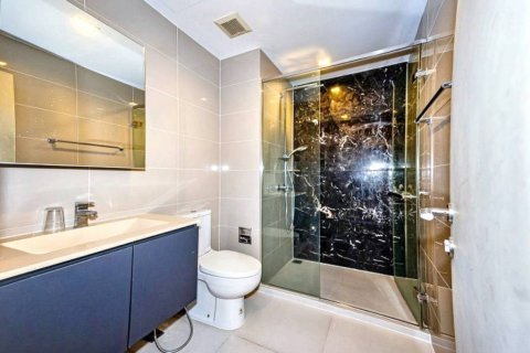 Condominio de 2 dormitorios en Khlong San, Bangkok, Tailandia № 133000 - foto 10