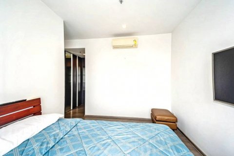 Condominio de 2 dormitorios en Khlong San, Bangkok, Tailandia № 133000 - foto 5