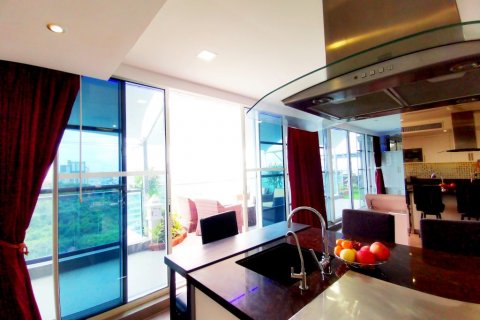 Condominio de 2 dormitorios en Pattaya, Tailandia № 83545 - foto 14