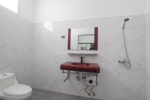 Casa de 6 dormitorios en Bang Lamung, Tailandia № 85373 - foto 20