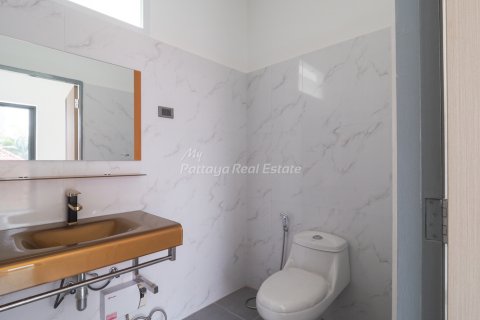 Casa de 6 dormitorios en Bang Lamung, Tailandia № 85373 - foto 17