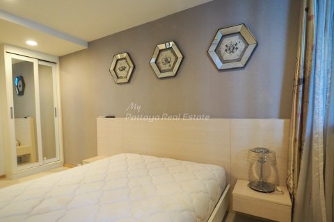 Condominio de 2 dormitorios en Bang Lamung, Tailandia № 85372 - foto 10