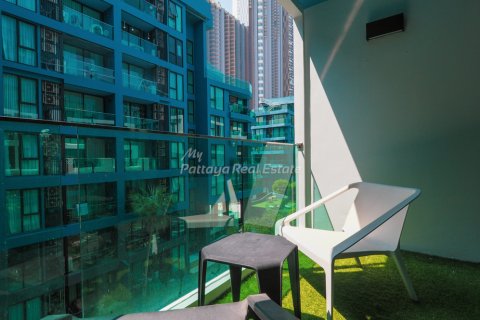 Condominio de 2 dormitorios en Bang Lamung, Tailandia № 85372 - foto 6