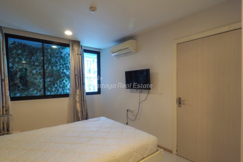 Condominio de 2 dormitorios en Bang Lamung, Tailandia № 85372 - foto 11