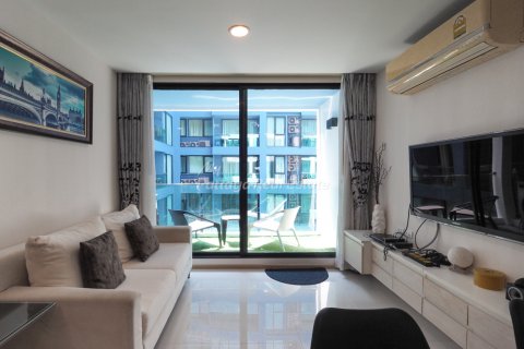Condominio de 2 dormitorios en Bang Lamung, Tailandia № 85372 - foto 4