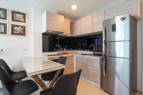 Condominio de 2 dormitorios en Bang Lamung, Tailandia № 85372 - foto 2
