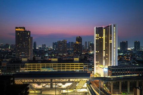 Hors-plan Noble Nue Ratchada-Latphrao à Bangkok, Thaïlande № 85340