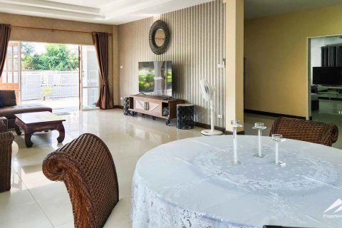 Casa de 4 dormitorios en Chiang Mai, Tailandia № 122830 - foto 13