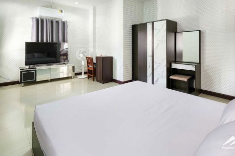 Casa de 4 dormitorios en Chiang Mai, Tailandia № 122830 - foto 17