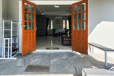 Casa de 4 dormitorios en Chiang Mai, Tailandia № 122830 - foto 10