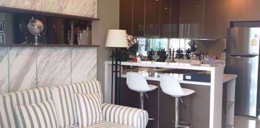 Condominio de 1 dormitorio en Bang Kho Laem, Bangkok, Tailandia № 76801