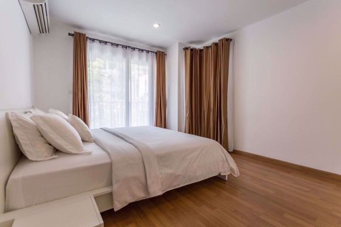 Condominio de 2 dormitorios en Khlong Toei, Bangkok, Tailandia № 76805 - foto 20