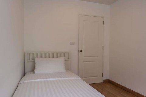 Condominio de 2 dormitorios en Khlong Toei, Bangkok, Tailandia № 76805 - foto 19