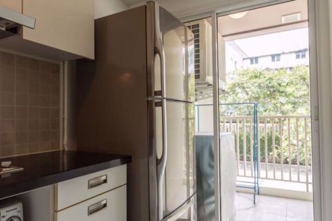 Condominio de 2 dormitorios en Khlong Toei, Bangkok, Tailandia № 76805 - foto 16
